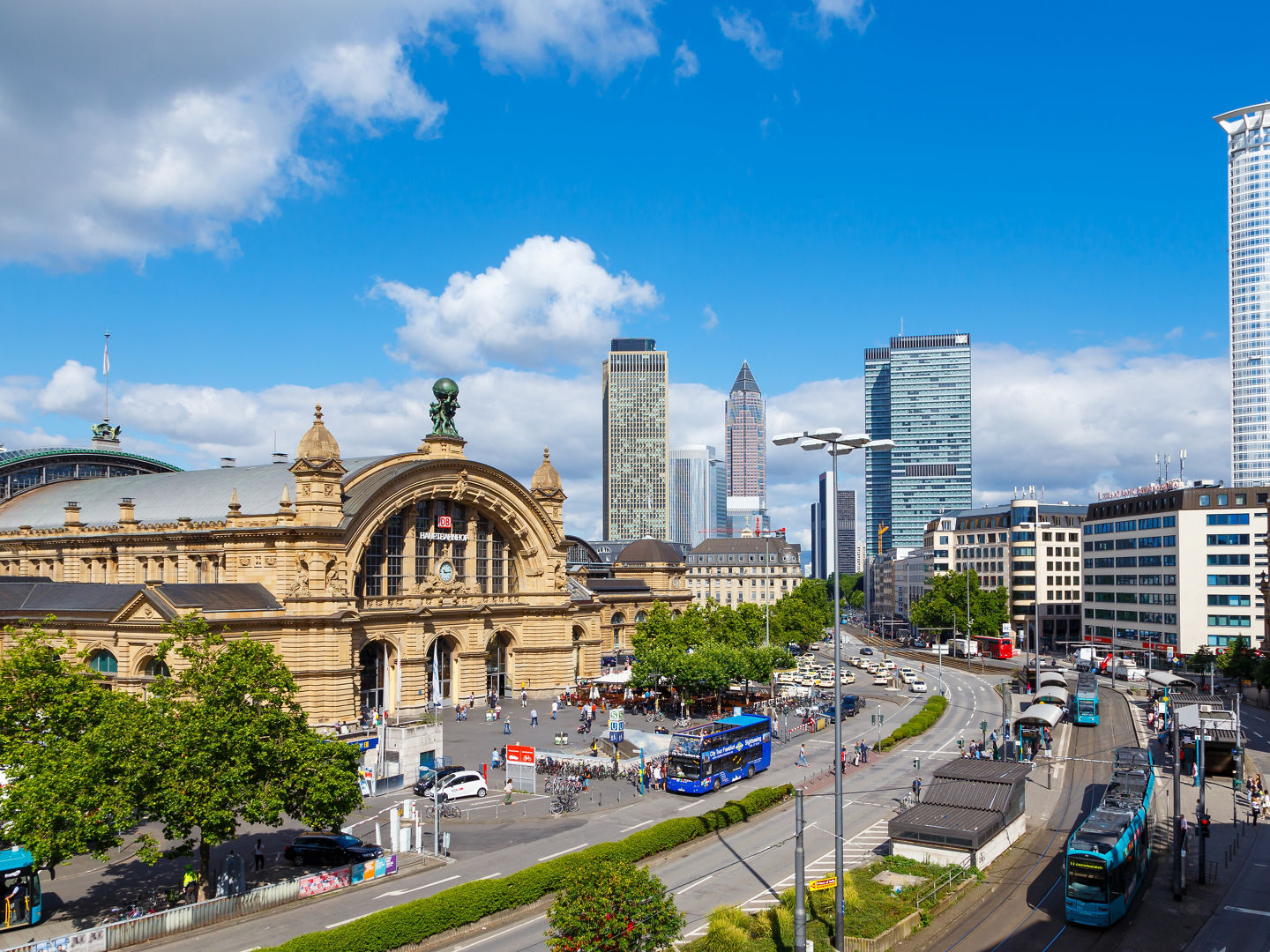 Frankfurt am Main, Hauptbahnhof. - Frankfurt, Main Railway Station. - 13. Juli 2017 