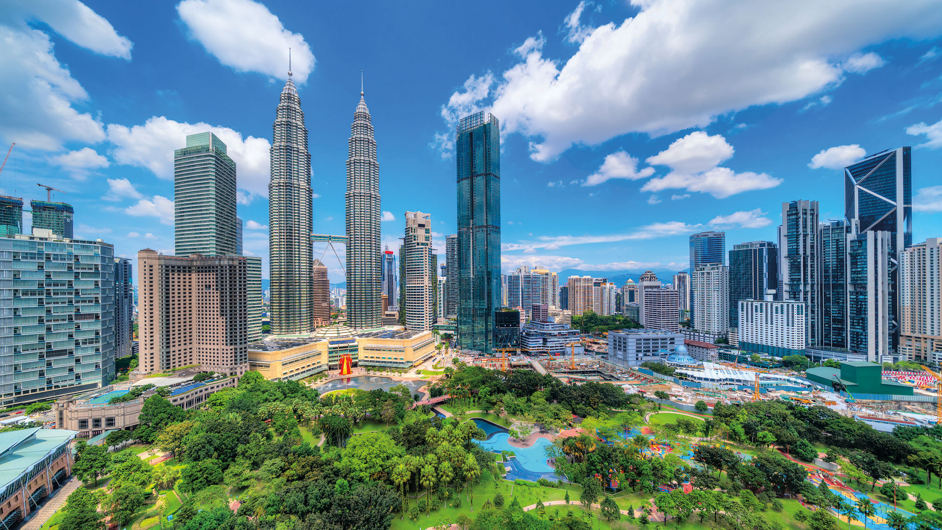 Kuala Lumpur, Malaysia. The Twin Towers and KLCC Park