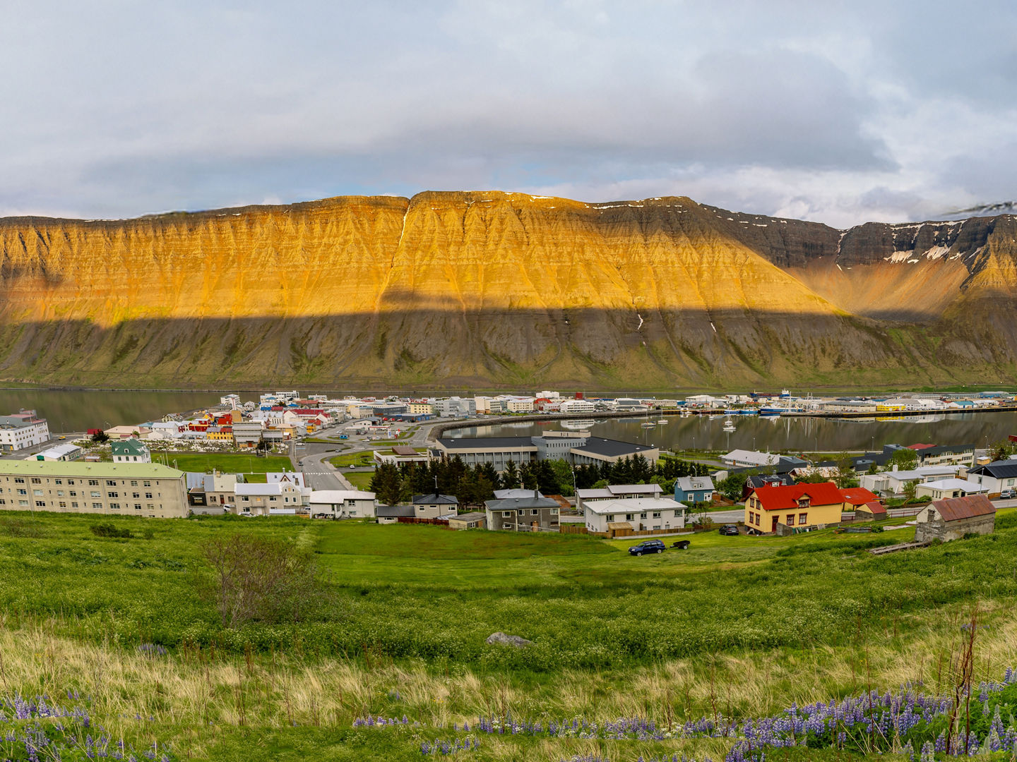 ICELAND-Ísafjörður