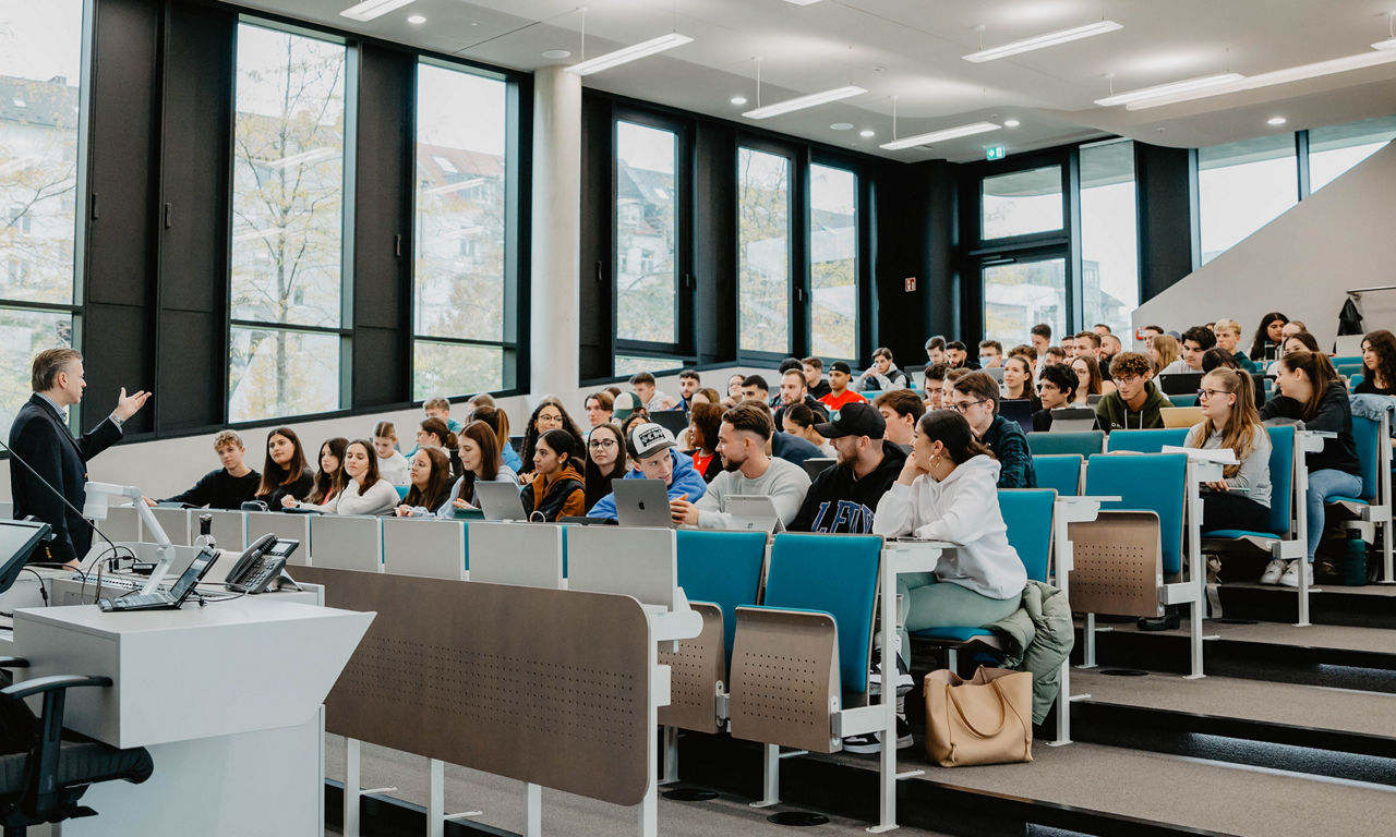 FOM-Hörsaal-Teilzeitstudium