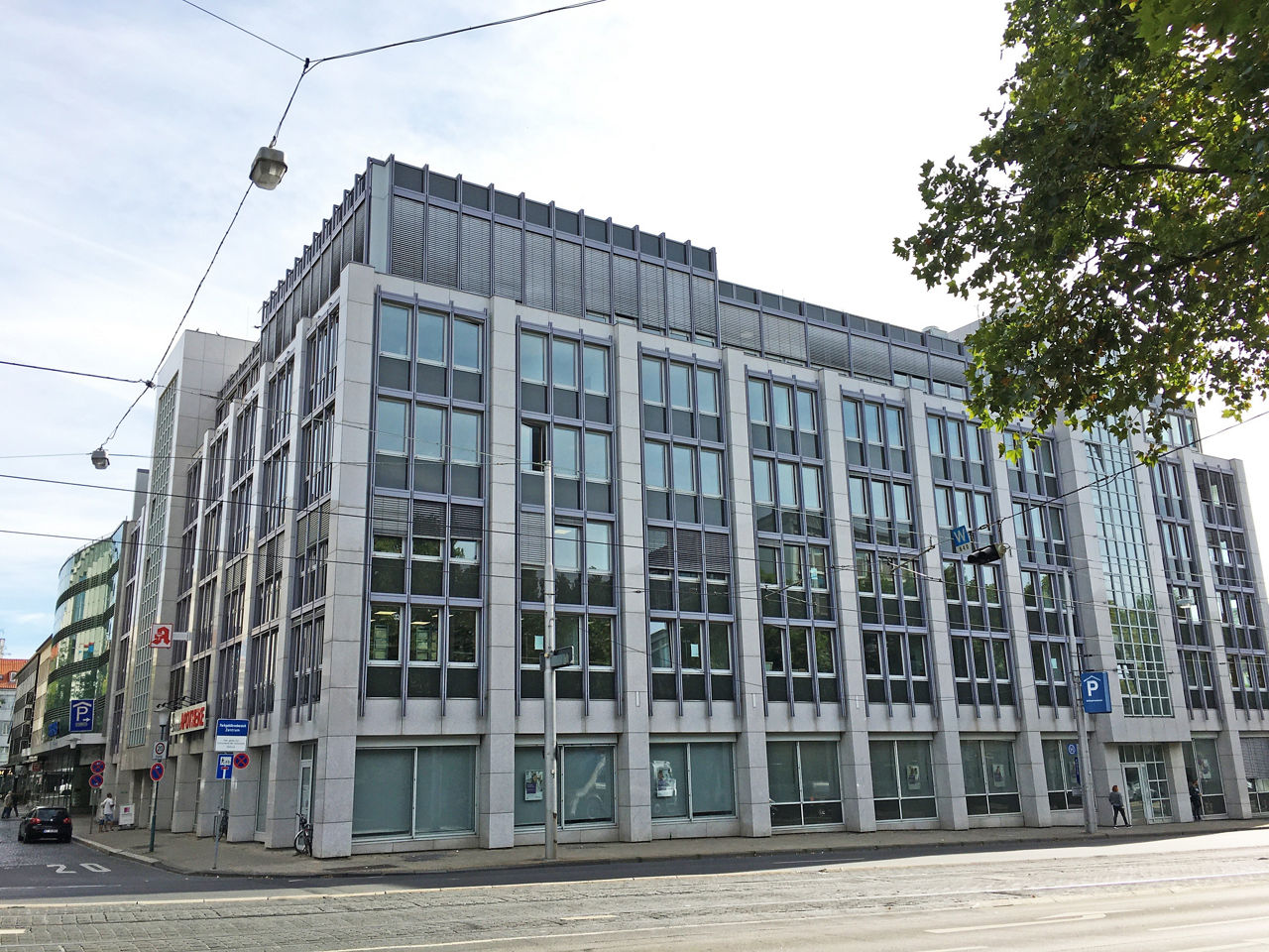 In diesem Gebäude befindet sich das FOM Hochschulzentrum Kassel