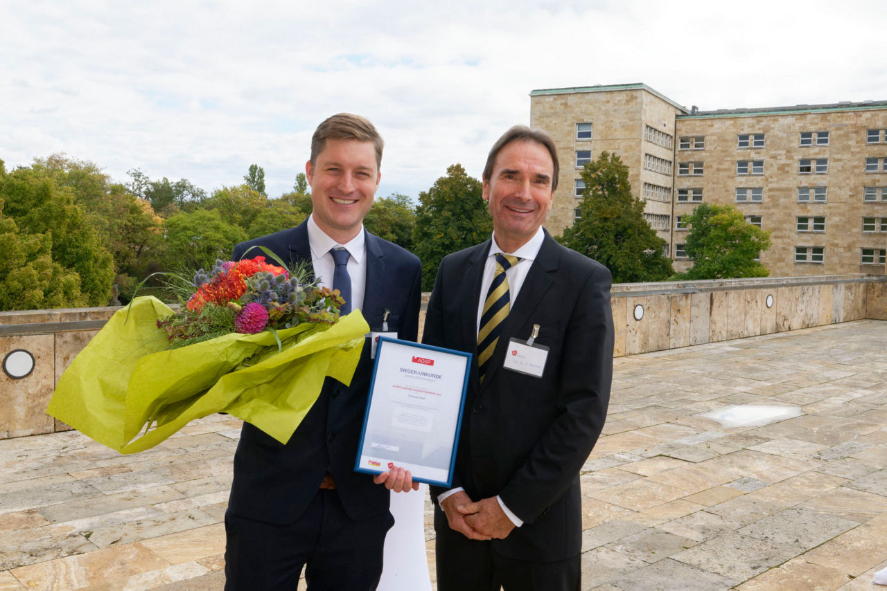 Seidl mit FOM Prof. Hiemeyer 