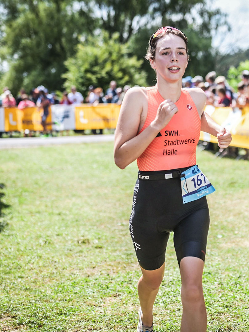 Pauline Feußner bei einem Triathlon