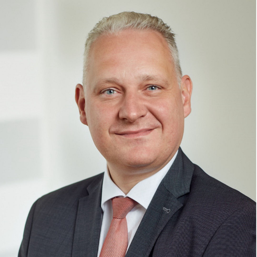 Prof. Dr. Svend Reuse