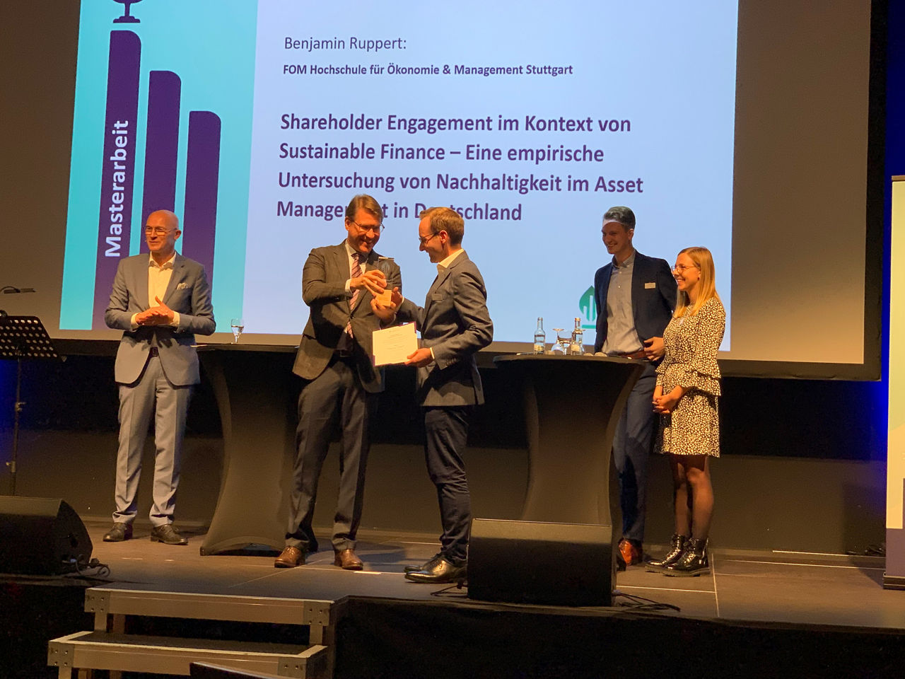 Benjamin Ruppert wird mit Sustainable Finance Award ausgezeichnet