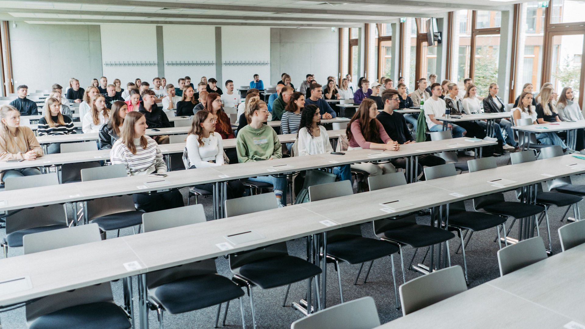 Im zehnten Jahr wurden viele neue Studierende an der FOM Hochschule in Münster begrüßt.