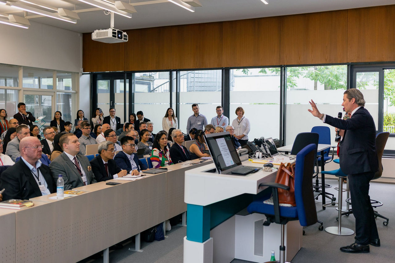 Vietnam_Fachkonferenz_Scheuer